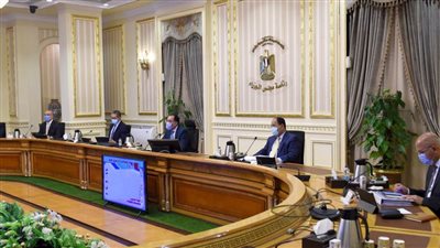 وزير المالية : انخفاض العجز الكلي إلى 7.8% من الناتج المحلي مقارنة بـ 8.2% من الناتج المحلي في العام السابق 