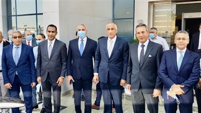 محافظ البنك المركزي يزور أول قطاع متكامل للتحول الرقمي المصرفي ببنك مصر 