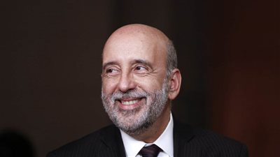 محافظ البنك المركزي الأيرلندي: يجب إعطاء فترات راحة للمقترضين خلال جائحة كورونا