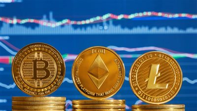 خبراء: ثلاثة سيناريوهات لاعتماد العملات الرقمية.. ويمكن أن تقلل هيمنة الدولار