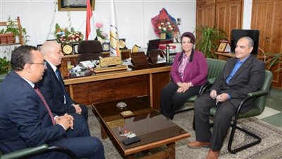 بنك الإسكان والتعمير يبحث إنشاء ماكينات صراف آلي ATM بجامعة أسيوط