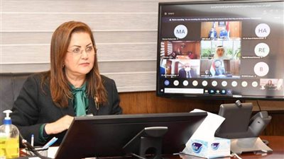 5 وزراء يشهدون توقيع برنامج 