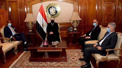 وزيرة الصناعة تبحث سبل تفعيل اتفاقية التجارة الحرة القارية الأفريقية