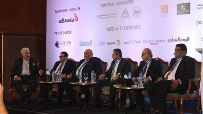 انطلاق المائدة المستديرة 