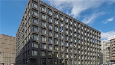 البنك المركزي السويدي: اقتصاد البلاد سيحتاج إلى دعم نقدي ومالي 