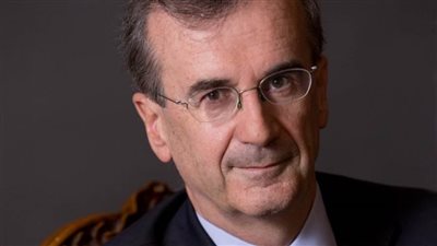 محافظ بنك فرنسا يدعو لتقليل تعرض محفظة سندات 