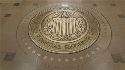 الاحتياطي الفيدرالي يعلن شروط اختبار التحمل 2021.. ويحذر من انخفاض أسعار الأسهم وقيمة العقارات