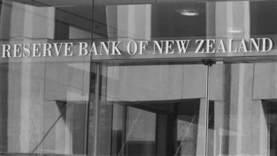 الحكومة نيوزيلندا تطلب من المصرف المركزي دعم أهدافها في سوق الإسكان
