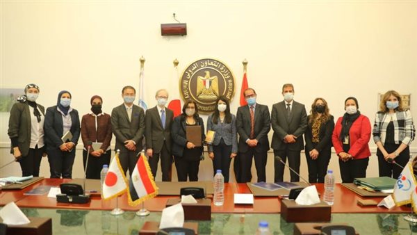 جانب من توقيع الاتفاقية
