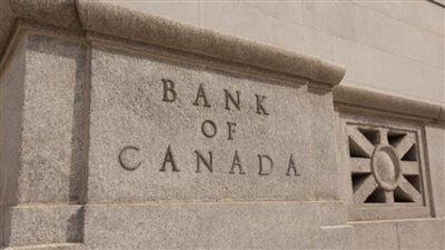 بنك كندا المركزي: الانتقال إلى استخدام كهرباء نظيفة بنسبة 100٪ بحلول 2022