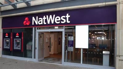 هيئة السلوك المالي توجه اتهامات بغسيل الأموال ضد بنك ويستمنستر في إنجلترا