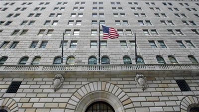 الاحتياطي الفيدرالي في نيويورك يزيد من سقف إعادة الشراء العكسي