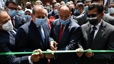 وزارة الشباب والرياضة و الأهلي المصري يوقعان بروتوكول تعاون لإنشاء فروع للبنك بمراكزها