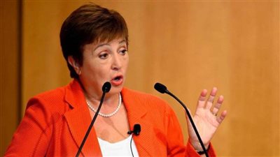 صندوق النقد الدولي يرفع توقعات النمو العالمي إلى 6.4% مع تلاشي مخاوف كوفيد