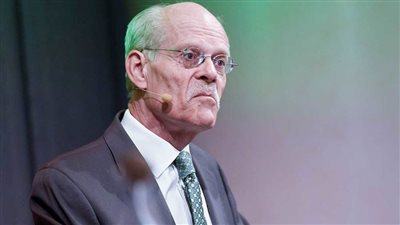 محافظ البنك المركزي السويدي يعلن امتلاك عملية رقمية رسمية قريبا