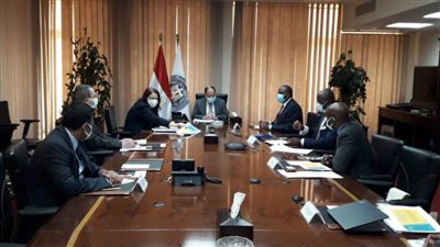 رئيس البنك الأفريقى للتصدير: نسعى للتعاقد مع الموردين لتوفير لقاحات كورونا بأسعار مناسبة