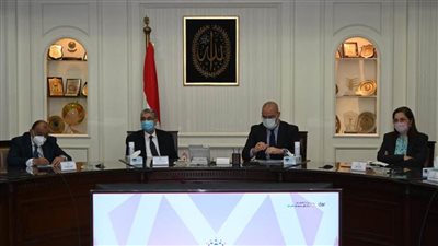 8 وزراء يستعرضون مشروع مخطط تنمية البوابة الاقتصادية الشمالية الشرقية لمصر 