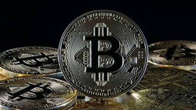 سعر البيتكوين فولت اليوم.. خسائر متتالية لأكبر عملة رقمية في العالم