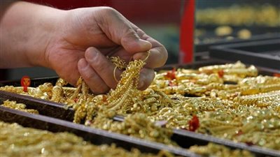 أسعار الذهب عالميا مباشر.. اسعار الذهب اليوم الاثنين في مصر