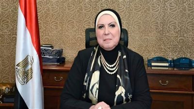 وزيرة التجارة: حريصون على تحفيز القطاعات الاقتصادية لتبني مفاهيم التحول الرقمي والثورة الصناعية الرابعة