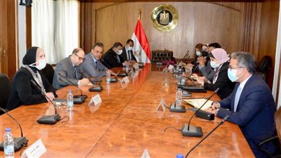 وزيري الصناعة والسياحة يبحثان الاستعدادت الخاصة بالمشاركة المصرية بمعرض إكسبو دبي 2020