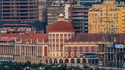 أنجولا تمنح الاستقلال للبنك المركزي