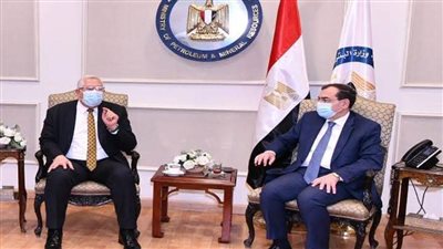 وزيري البترول والزراعة يبحثان التعاون في منظومة صناعة الأسمدة