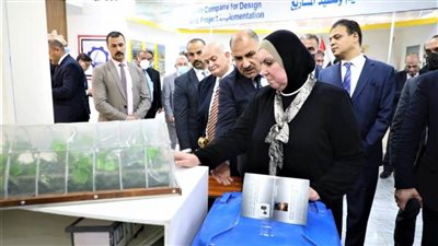 وزيرة التجارة تبحث مع أعضاء اتحاد الصناعات العراقي سبل تعزيز الشراكة