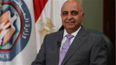 المالية: السماح بتلقي طلبات إحلال الميكروباص إلكترونيا أول الأسبوع المقبل.. وتعديل نظام السداد