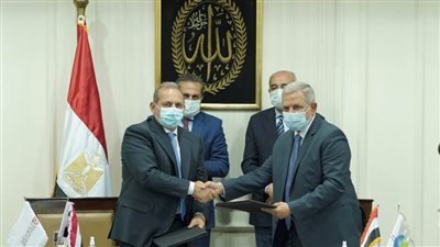 صور | شراكة بين البنك الأهلي المصري والشركة القابضة لمياه الشرب والصرف الصحي
