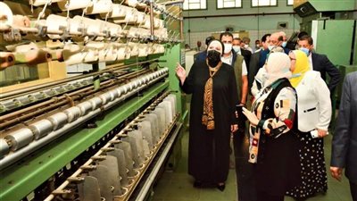 وزيرة التجارة: ندرس إنشاء مجمع تعليمي تكنولوجي للغزل والنسيج بالتوأمة مع جامعات عالمية