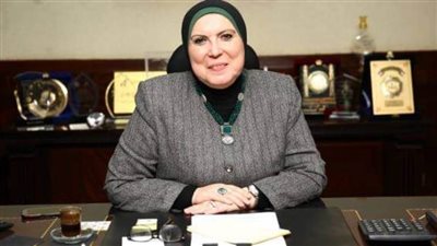 وزيرة التجارة: منح 5752 رخصة بناء وتشغيل و3323 سجل صناعي دائم ومحدد المدة