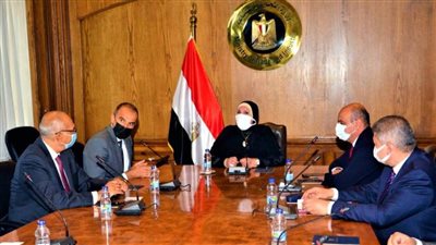 وزيرة التجارة تبحث مع رئيس جنرال موتورز خطط التوسع في السوق المصري