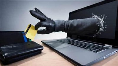 ضبط تشكيل عصابي تخصص في الحصول على بيانات بطاقات الدفع الإلكتروني