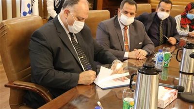 قرض مشترك بين بنكي الأهلي ومصر لتمويل مشروع تطوير مطار سانت كاترين