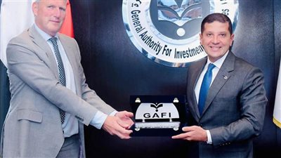 رئيس هيئة الاستثمار يبحث سبل التعاون مع السفير الهولندي في مصر