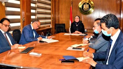وزيرة الصناعة تبحث مع نظيرها الكوري سبل تعزيز التعاون التجاري والاستثماري