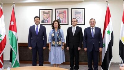 مصر والأردن وسوريا ولبنان يتفقون على توصيل الغاز المصري للبنان