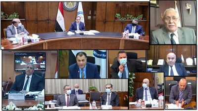 الملا: تكثيف أنشطة البحث والاستكشاف خاصة بمنطقة البحر الأحمر