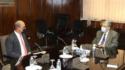 بنك CITI يبدي استعداده للاستثمار بمجالات الطاقة المتجددة لتحلية المياه في مصر