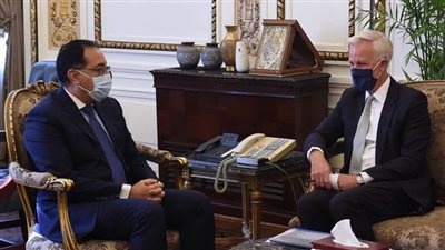 رئيس الوزراء يلتقي نائب رئيس 