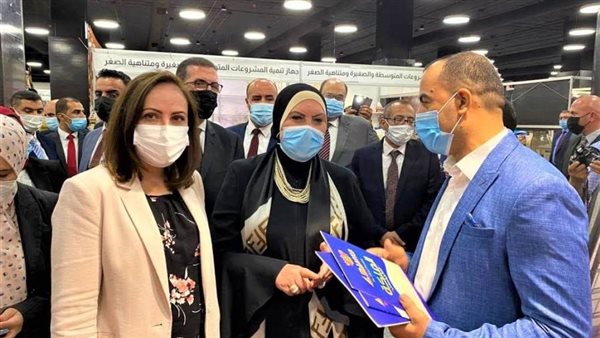 وزيرة التجارة ونظيرتها