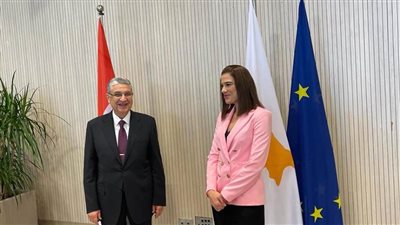 توقيع مذكرة تفاهم للربط الكهربائي الثنائي بين مصر وقبرص