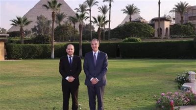  وزير الاتصالات يستقبل نظيره اليمنى لبحث التعاون المشترك 