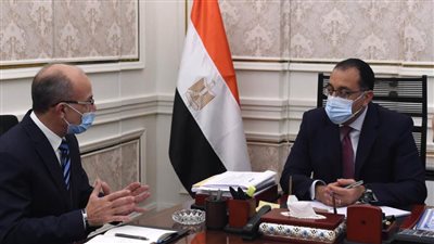 مدبولي: مجمع الإصدارات المؤمنة والذكية يساهم في تعزيز التحول الرقمي والشمول المالي