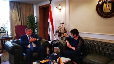 وزير قطاع الأعمال العام يبحث مع وزيرة الاقتصاد البلغارية فرص التعاون المشترك
