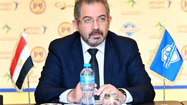 حسام صادق