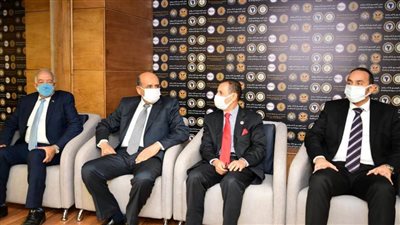 رئيس الرقابة المالية: استراتيجية الهيئة تهدف للإصرار على تمكين المرأة بالقطاع المالى غير المصرفي