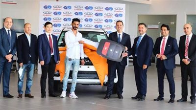 بنك المشرق يسلم أول سيارة ملاكي ضمن مبادرة إحلال وتجديد السيارات 