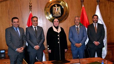 البنك المركزي الصيني يخفض سعر الفائدة القياسي لأول مرة منذ أبريل 2020